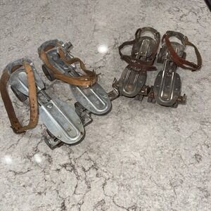 2 Sets Vintage Chicago Adjustable Metal Roller Skates Leather Straps Key Read